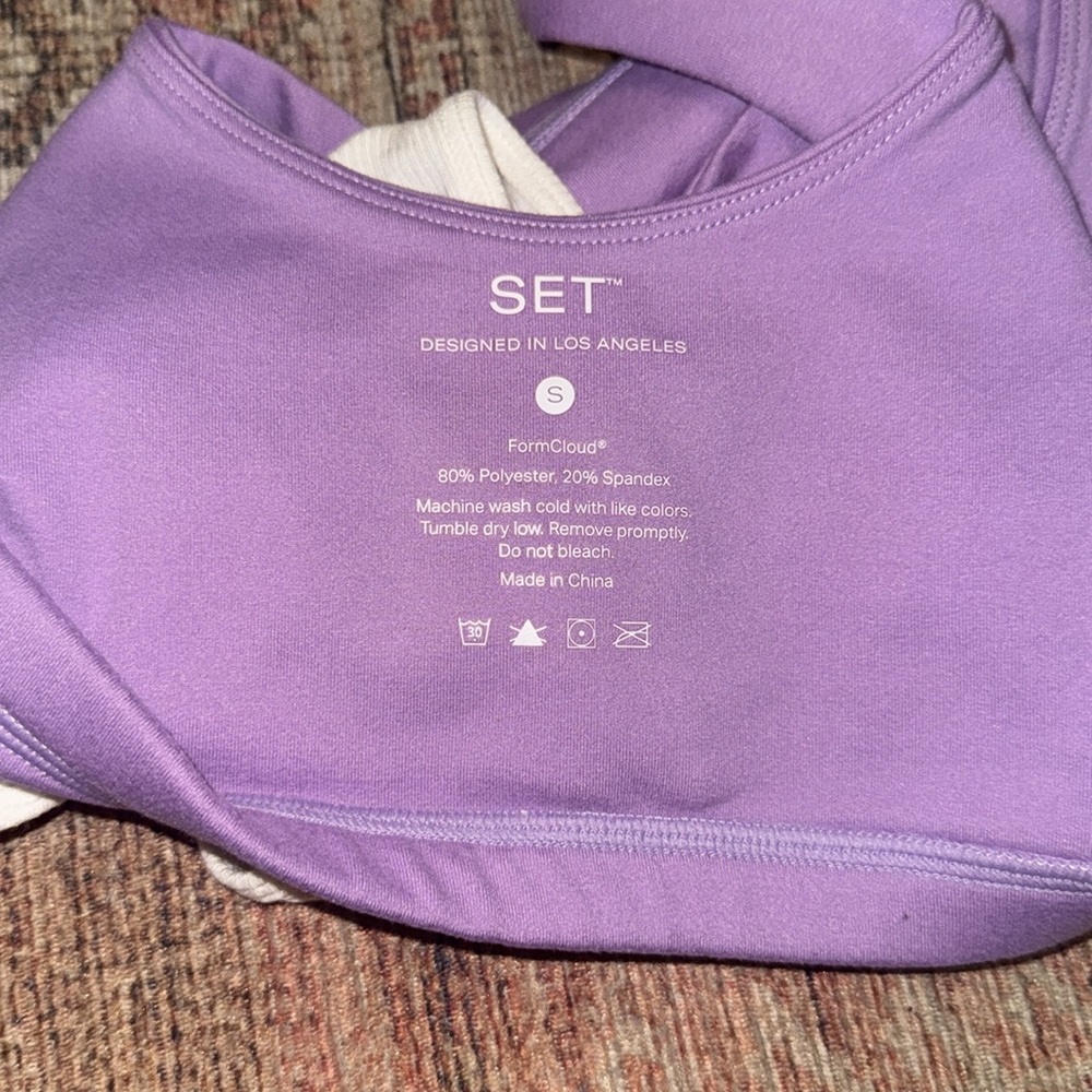 Set Active Double Layer Scallop Sports Bra - Picture 4 of 7